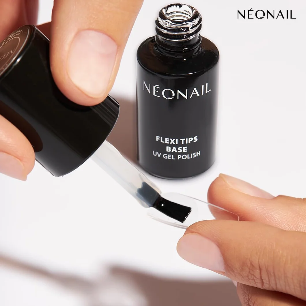 NÉONAIL Flexi Tips Set – Nagelverlängerung mit Invisible Flexi Tips Oval (300 Stück), LED Lampe & Flexi Tips Base Coat – Für natürlich aussehende Gel-Nägel in nur 20 Minuten