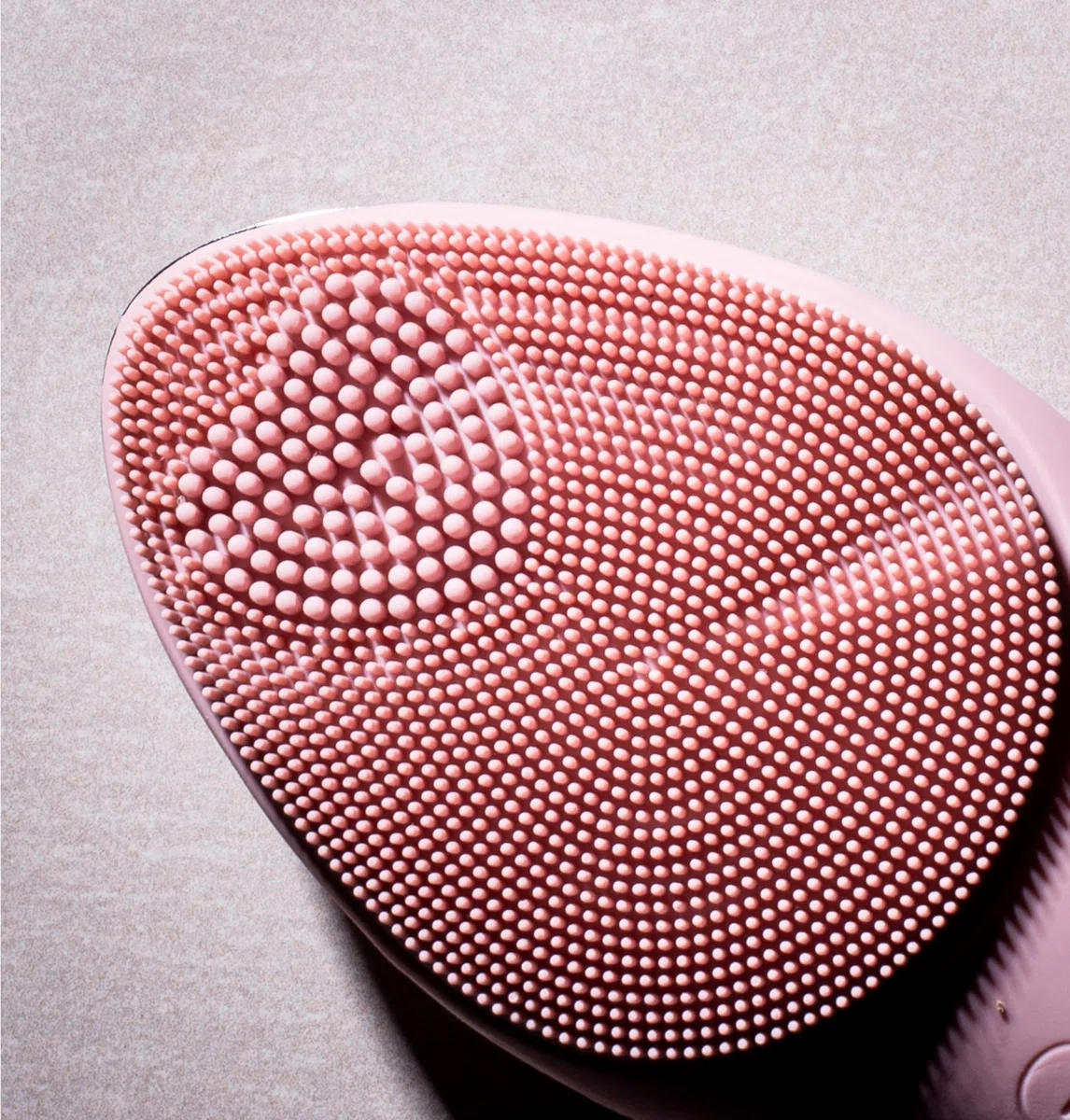 Rosental Organics Multifunktionale EMS Cleansing Brush - 4-in-1 Gesichtsreinigungsbürste/Gesichtsreinigungsgerät mit Vibration, Wärme, Ionentechnologie- Für Tiefenreinigung - Für alle Hauttypen