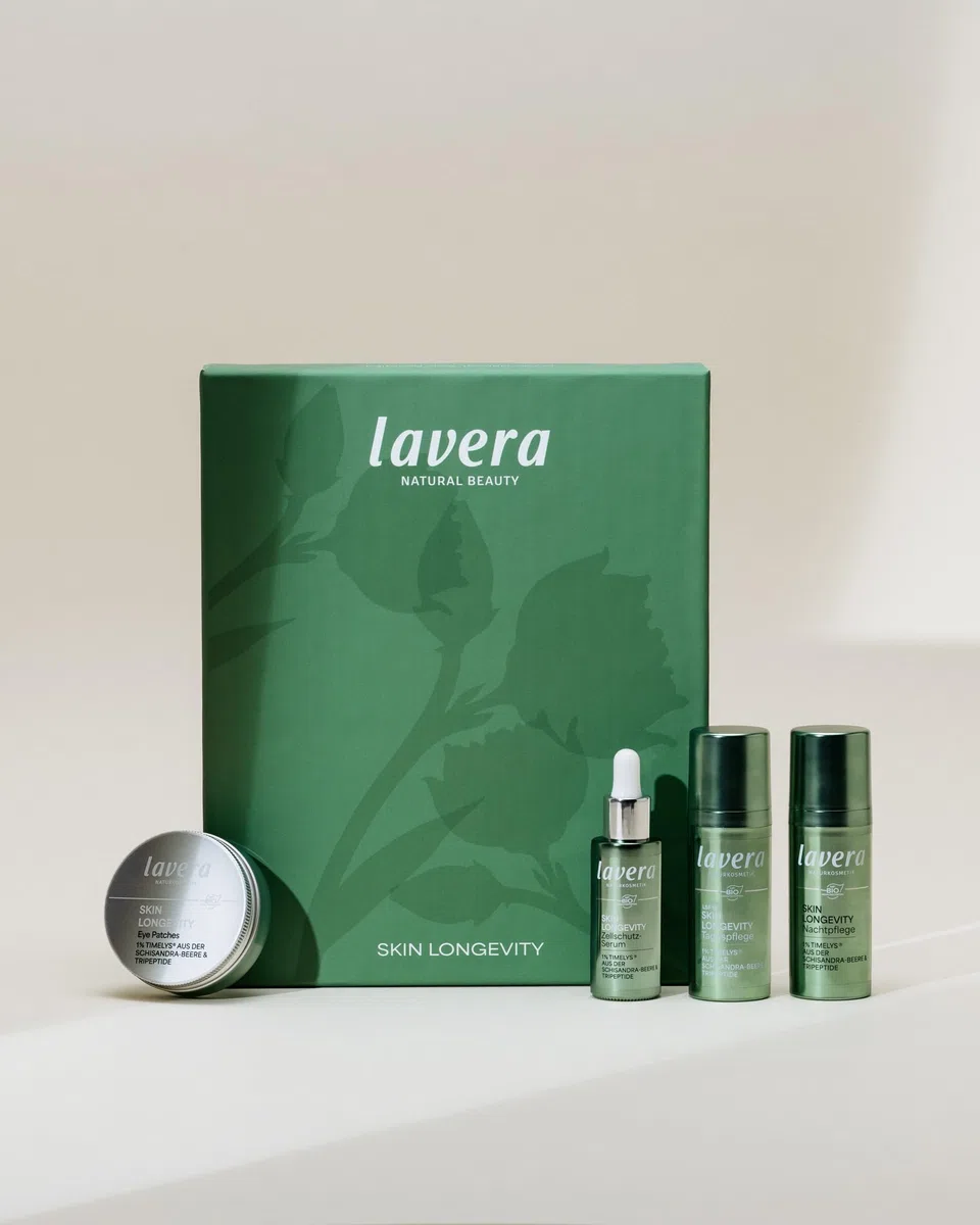 lavera Skin Longevity Routine Set Gesichtspflege Set mit Bio-Pflanzenextrakten Hyaluron für elastische gepflegte Haut Feuchtigkeit Regeneration Naturkosmetik Komplettset