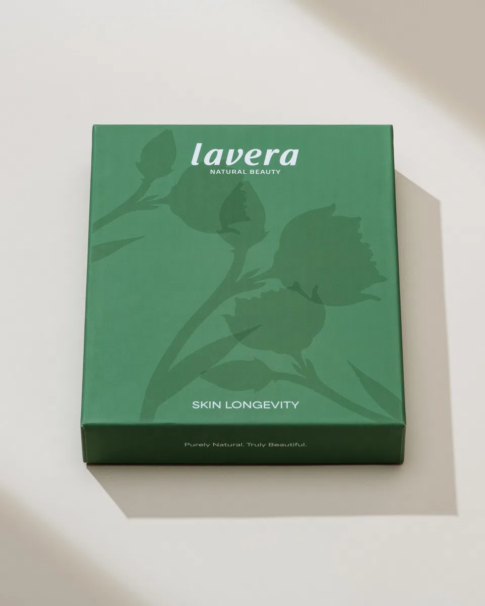 lavera Skin Longevity Routine Set Gesichtspflege Set mit Bio-Pflanzenextrakten Hyaluron für elastische gepflegte Haut Feuchtigkeit Regeneration Naturkosmetik Komplettset