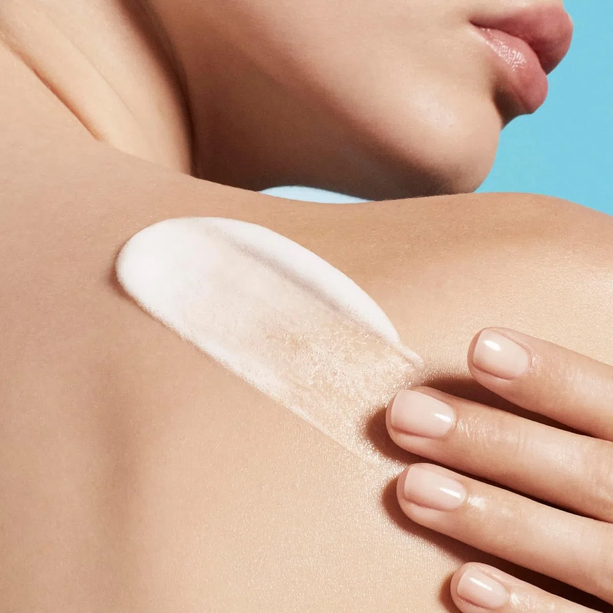 Biotherm Eau Vitaminée Eau de Toilette, fruchtiges Körperpflegeparfüm mit Feuchtigkeitsfaktoren und Zitrusessenzen
